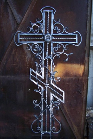 Крест кованый На1